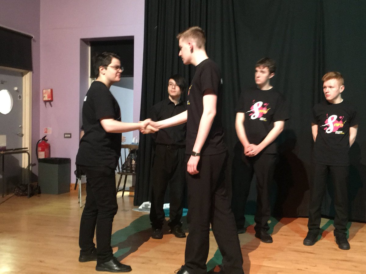 Oakgrove Drama Dept. tweet media