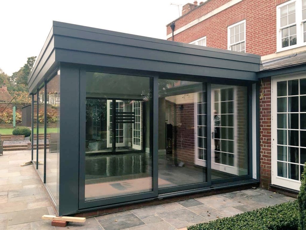 GrahamGooders's tweet photo. Fantastic use of @Senior_Systems Triple Track Pure Lift &amp; Slide doors and SF52 Curtain Wall fabricated and installed by @advocateAG in Essex. #Patio Doors #Patio Sliders #Aluminium #Architectural #Fabrication #Construction https://t.co/6danzMdnch