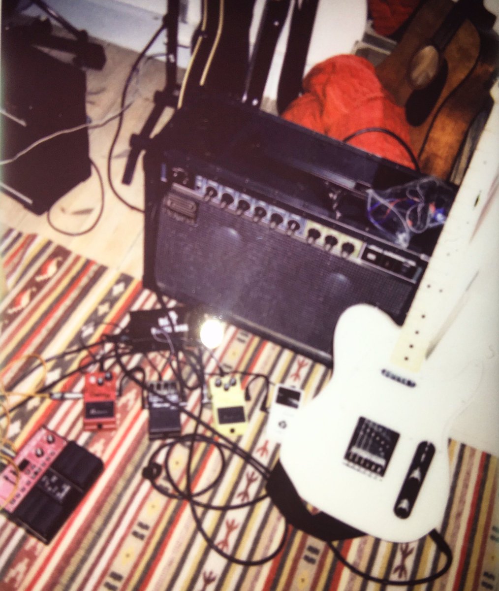 BenePie's tweet photo. Hey I'm playing a solo show opening for Josh Rouse at lille @VEGAcph next Tuesday and I'm gonna try some new stuff out so come down.. probably my last show this year unless someone offers me a cool gig (take the hint @Harry_Styles ). See u 😘 #bene #joshrouse https://t.co/LLRfoLXdbx