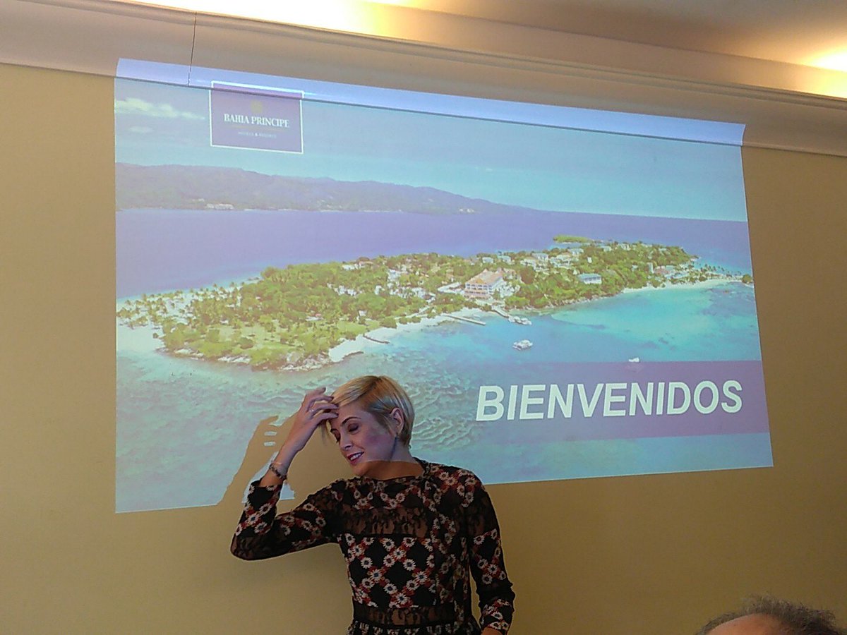 blogdeviajes's tweet photo. En el evento de @BahiaPrincipe en Buenos Aires. Crecieron un 103% en Samaná  y un 70% en promedio para el mercado argentino #EventosATB https://t.co/WpDkDv2Zeg