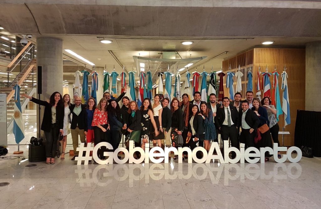 laurapaonessa's tweet photo. Conocé los proyectos del #FellowshipOEA - HOY 15.40 Sala Federal #OGPArgentina #OGParg https://t.co/bPODweEDke