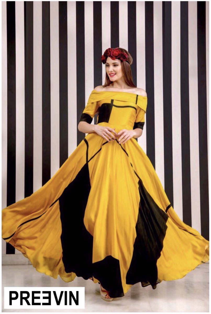 preevindesigns's tweet photo. People will stare, make it worth their while!
Place your orders for this beautiful Yellow Black Box Off Shoulder #Dress on 9811707878 or visit our stores at 5J or 420 #ShahpurJat, #Delhi. #preevin #fashion #shopping https://t.co/YLQrRCwHBy