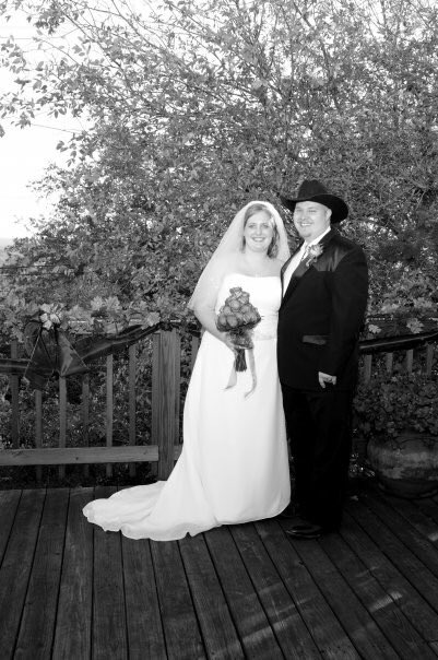 rebecca_resop's tweet image. Happy 8th anniversary to my love #soulmates #weddinganniversary #alifetimetogo