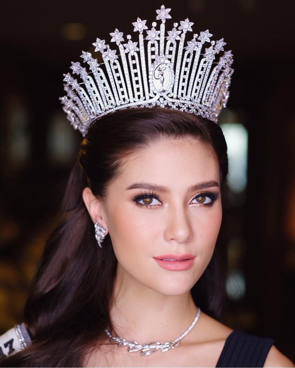 Khun_oilolivia's tweet photo. มีความมงลงมากกก ถ้า���งไม่ลง กรรมการควรไปตัดแว่นสายตา+ขยายนะค่ะ #MissUniverse #Thailand https://t.co/C16KJi8ug1