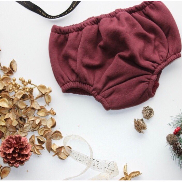 cheribebeuk's tweet photo. Look what we have coming to Chéri Bébé just in time for Christmas! Organic sweatshirt bloomers with fully fleeced lining....Blooming lovely!
#bloomers #bloomerbaby #organicbaby 
#genderneutralbaby #ecofashion #mummyblogger 
#northeasthour #blackfridayfeeling #BlackFridayWeek https://t.co/miATTKt7e5