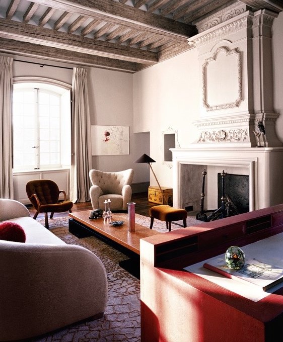 MsChristineMay's tweet photo. A truly modern take on a traditional French Chateau https://t.co/egln67chhQ Such lovely #Interiors #style #chateau #France #vacation #design https://t.co/PgiIf6Nj22