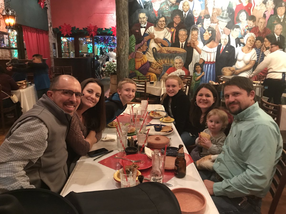 TexasEquineVet's tweet photo. @AAEPHorseDocs has been a treat! Great CE, Reconnecting, Location was perfect for making memories. #AAEP17 https://t.co/uZAvu23oax