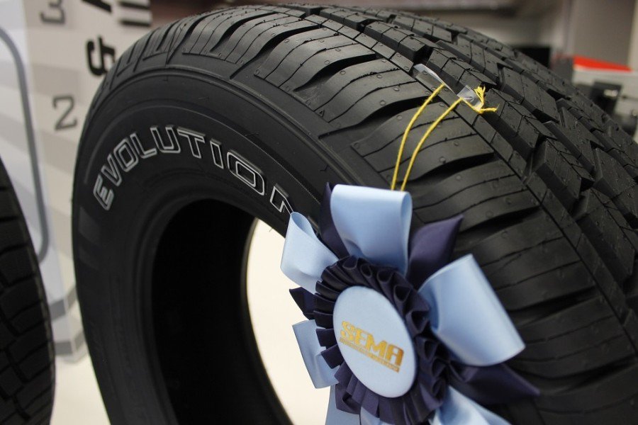 La nueva gama de neumáticos #Evolution ofrece en todos los modelos unas garantías asombrosas de agarre, estabilidad y comodidad.
goo.gl/iHfKrU