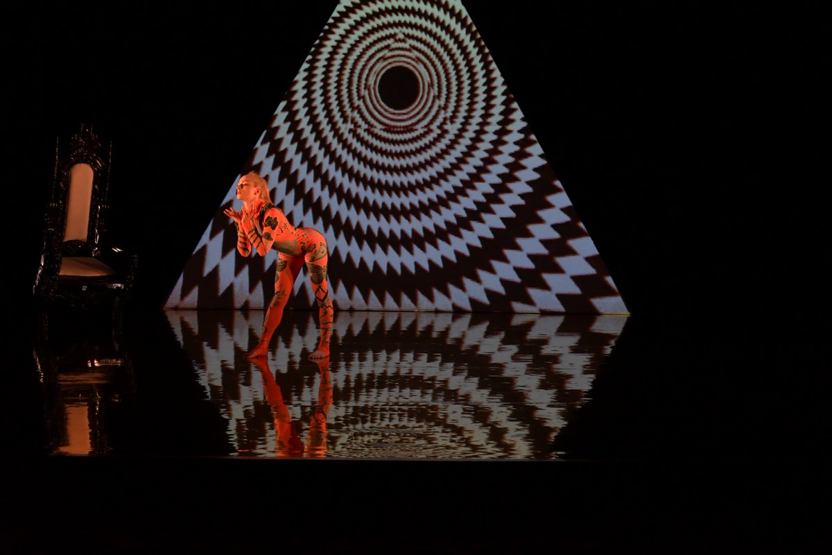sharpergardens's tweet photo. .@NatDanceAwards #NDA17 nominees incl @danceconsortium presented #AlvinAiley American #Dance Theater and @rosiekaydanceco &amp; @shelleyevahaden #MKUltra (Photos Paul Kolnik and Brian Slater) https://t.co/x4qWdgVnUh