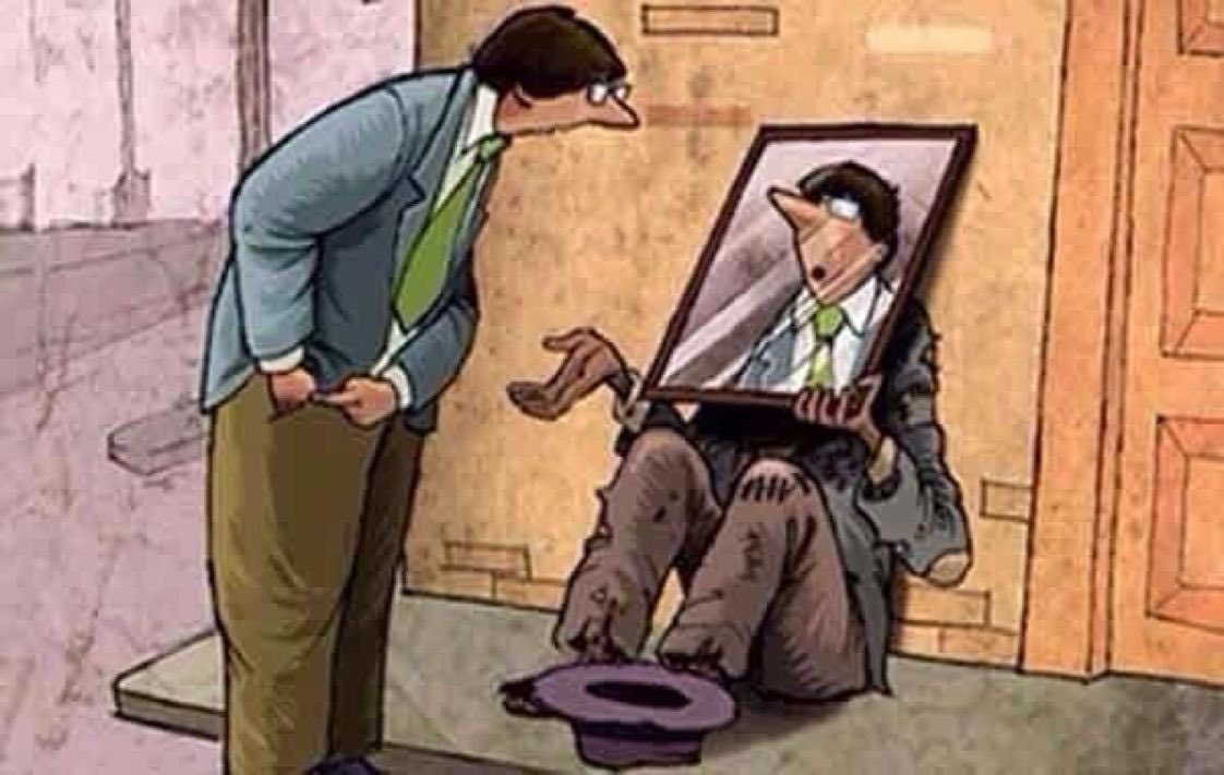 AlfiereROSSO's tweet photo. A volte prima di giudicare basterebbe provare a mettersi nei panni delle persone invisibili, trasparenti, che contano qualcosa solo quando finiscono nei fatti di cronaca. #restiAMOumani https://t.co/S0SdlkfFgS
