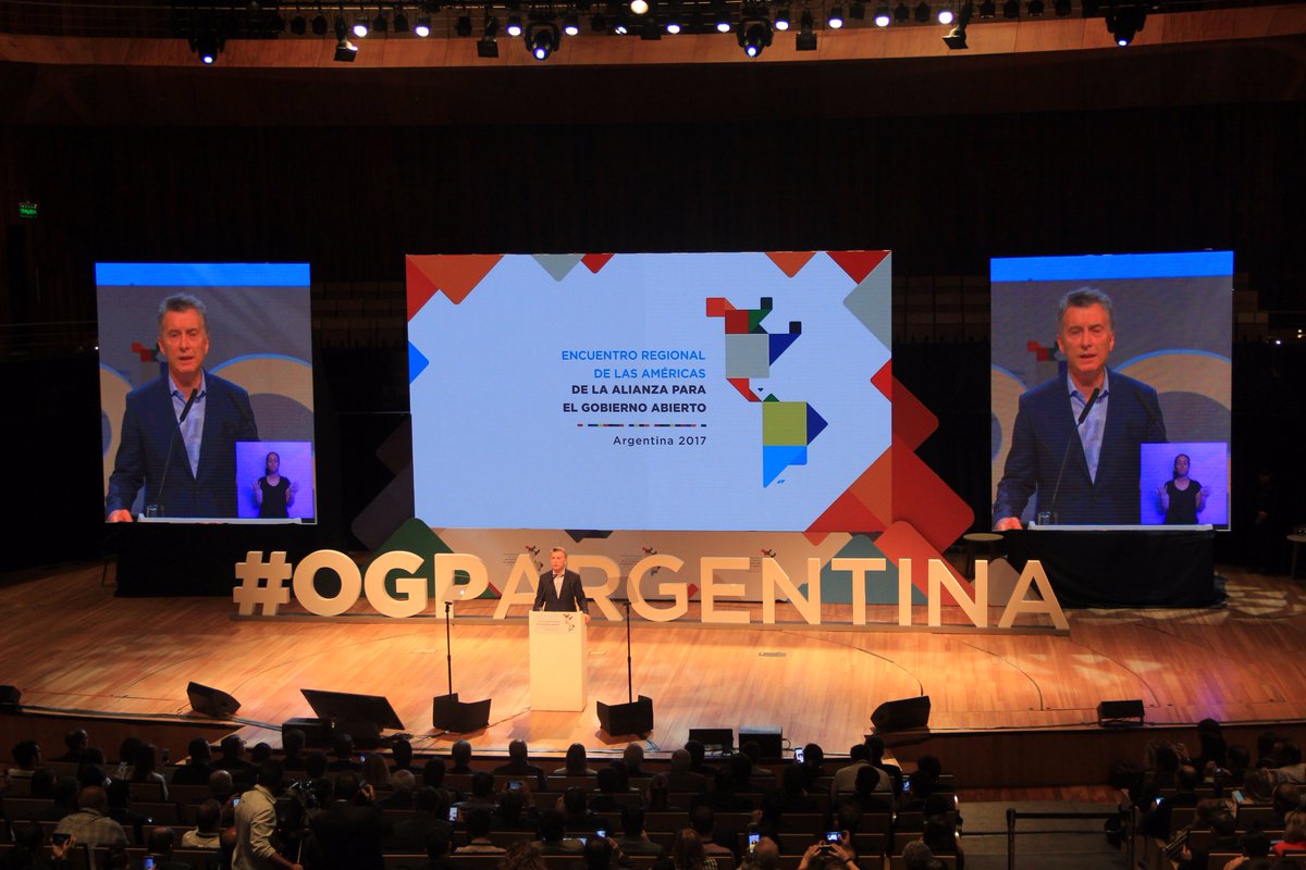 opengovpart's tweet photo. "Todavía hay mucho por hacer. A seguir trabajando todos juntos por el bien de nuestra gente", finalizó @mauriciomacri en #OGPArgentina https://t.co/NO0CG0I6Q8