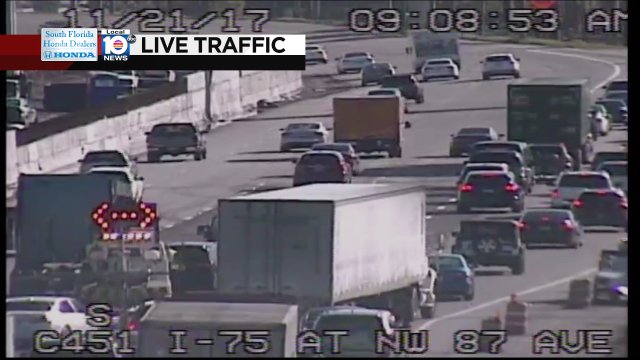Crash on I-75 SB approaching SR-826 #traffic https://t.co/AM6mXg3QtM