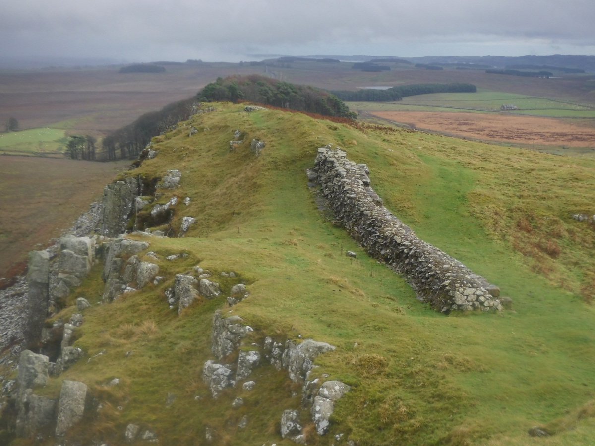 Misty morning at Steel Rigg but cleared by the afernoon at Sewingshields on #hadrianswall #nationaltrail