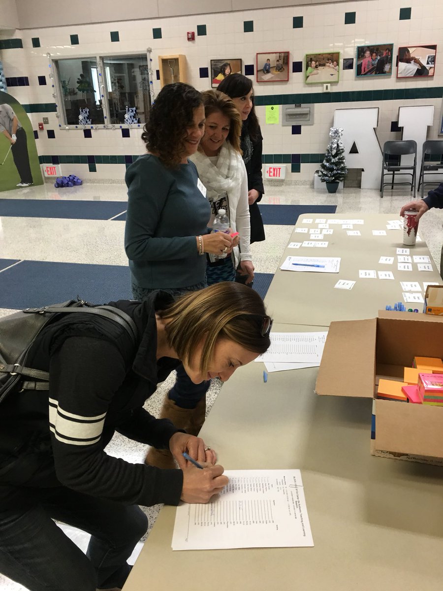 MelissaPatschke's tweet photo. #SFEdcamp is off &amp; running! 
We ❤️ collaboration &amp; organic learning. @SpringFordASD https://t.co/Ynw18tj2Ab
