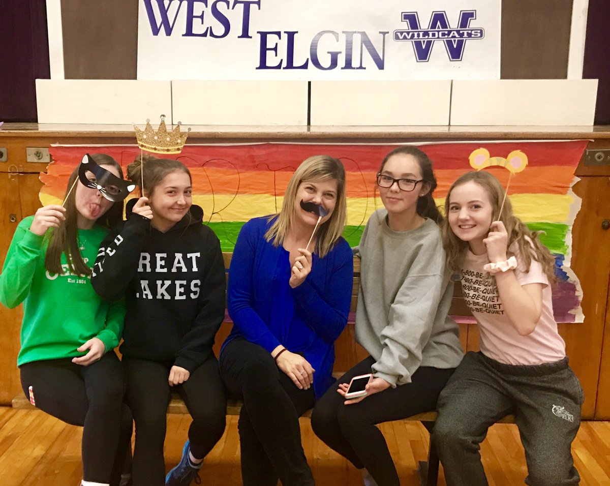Lindsay_Denning's tweet photo. #WESSsmiles #includedatWESS @wessmccaffery @WestElginSS love the activities at lunch today! https://t.co/teUCOtHdvN