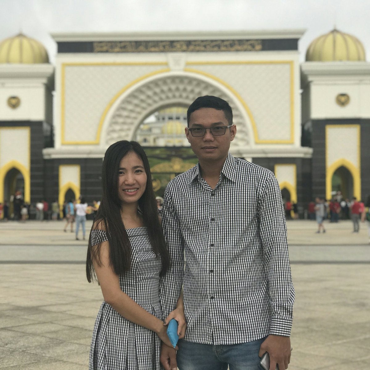thainariththisa's tweet photo. #NewProfilePic https://t.co/p8vnewcAhN