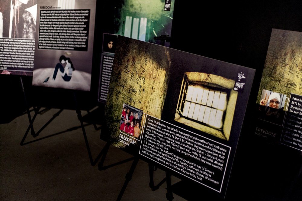 Be_Longing_'s tweet photo. #BeLongingMcr at @hopemilltheatr1 by @TakeBackTheatre showcasing research by @officialUoM Migration Lab as part of #UoMMigration month was an amazing show with wonderful audiences. Thanks to everyone for being a part of it. https://t.co/iowrERpvyc