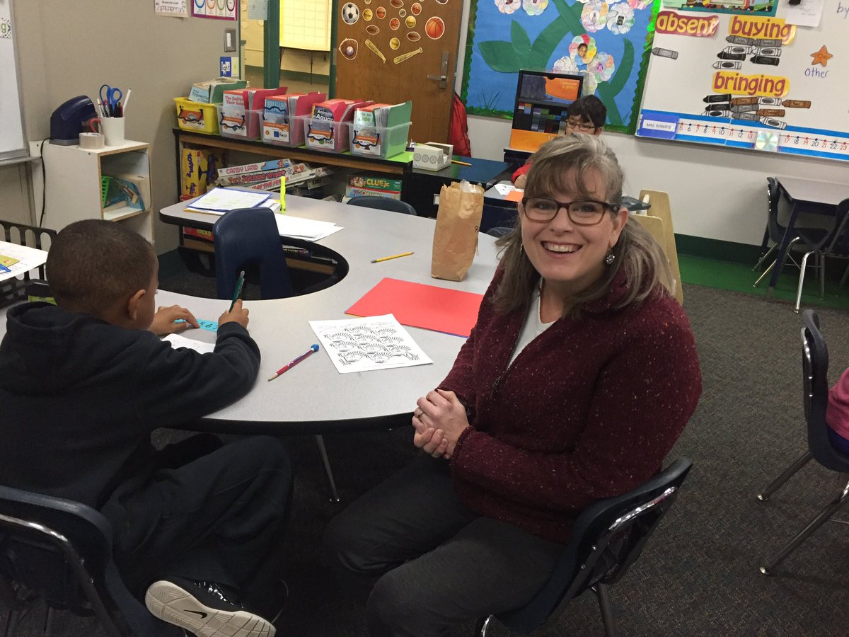 vada5011's tweet photo. Room 10 is very thankful for Mrs. Fornwalt and everything she brings to the classroom!  #whyWBSD https://t.co/ckANmTK7YD