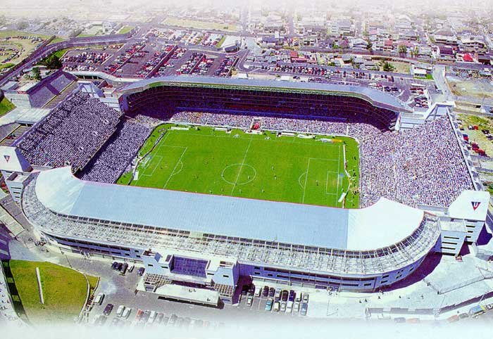 DavidMorales911's tweet photo. Los equipos que más hinchada llevaron en los últimos 5 años:
1.- Emelec: 1’622.996
2.- Barcelona: 1’506.918
3.- Liga: 819.855
4.- El Nacional: 759.481
5.- D. Cuenca: 687.009
https://t.co/HMH5Svcwwh https://t.co/9a5EyimJJH