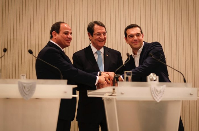 LykavitosGr's tweet photo. Τσίπρας: Δύσκολη περίοδος τόσο για τη Μέση Ανατολή όσο και... #lykavitosgr #trimeris #tsipras https://t.co/l4uro46Egx https://t.co/BjJVu2fjWU