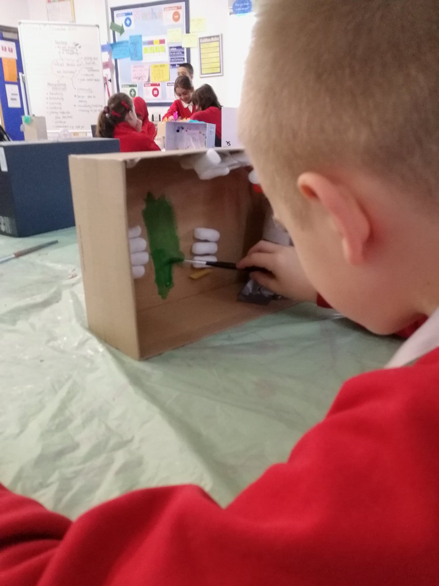 SpringLanePri's tweet photo. Year Four have continued making their 3D chocolate factory rooms. We discussed all of the skills we were learning, there were lots!! #creativelearning #chocolatetopic https://t.co/mkl7wedxkQ