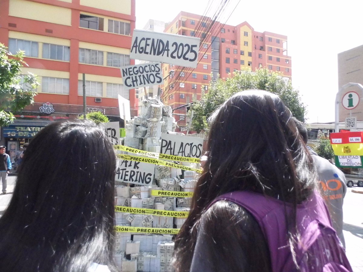 boliviadijono_'s tweet photo. ESTAMOS CABREADOS FRENTE A LA MONTAÑA DE CORRUPCIÓN DEL MAS!!!!. ESTE #3D HAY MILLONE$$ DE RAZONES PARA VOTAR NULO!!!! #3D #VOTONULO #3DNULO #BOLIVIADIJONO https://t.co/SfAHk5djGJ