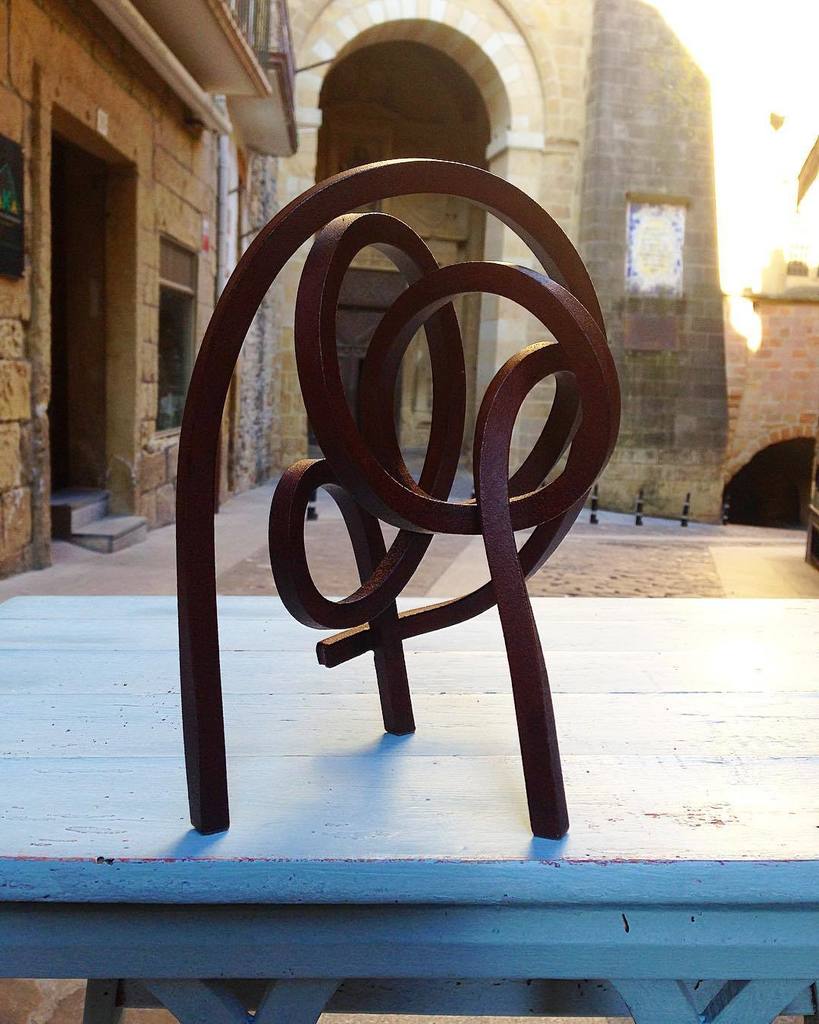 cetaria_eu's tweet photo. Art by @inigomanterola #Getaria #Basquecountry #art #sculpture #euskalherria #travel #paisvasco https://t.co/WaAgduttqT