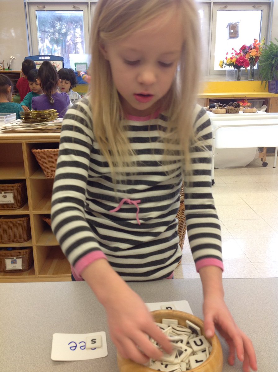 OgdenRoom6's tweet photo. Writing our important words with letter tiles https://t.co/G3H8A4Tis8