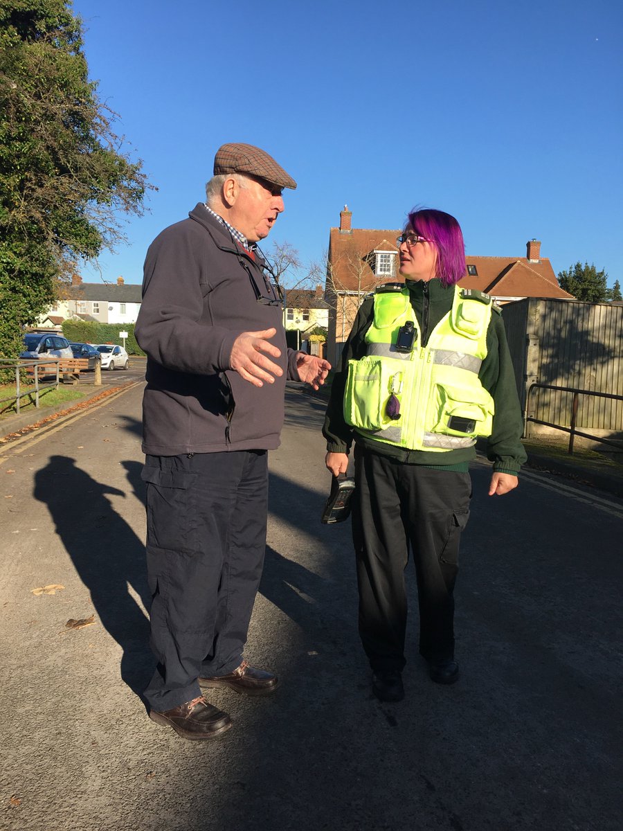EastHantsDC's tweet photo. Our friendly Parking & Traffic Enforcement Officers share their time and local knowledge with members of the public. Its not all about issuing tickets! #SayHelloDay #OurDay https://t.co/ha5NGe3ljH