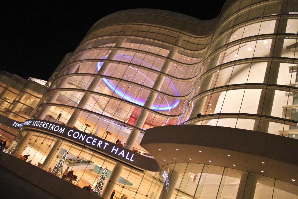 two_tall_travel's tweet photo. RT - Costa Mesa Bucket List - https://t.co/mRiypxaQrQ via @LesleyMCarter @travelcostamesa #CostaMesaBucketList https://t.co/s1x4RpffAY
