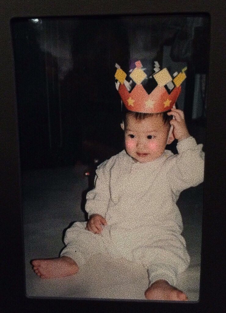 kikisoftie's tweet photo. babe, i hope you’re having the greatest day ever. i hope you’re eating cake and chicken and being surrounded with love and happiness as always. i love you and i’m glad that you exist. thank you for everything ✉️💗🐹 #KIHAMSTERDAY https://t.co/LYnjzHFiUB
