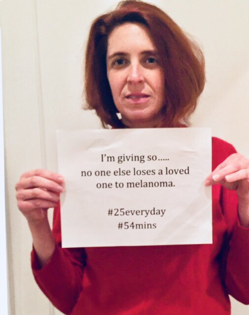 AIMatMelanoma's tweet photo. Why are you giving this #givingtuesday? Snap an #unselfie and tell us why/who you are giving for and make sure to tag us #54mins https://t.co/Bq5SonGV7P