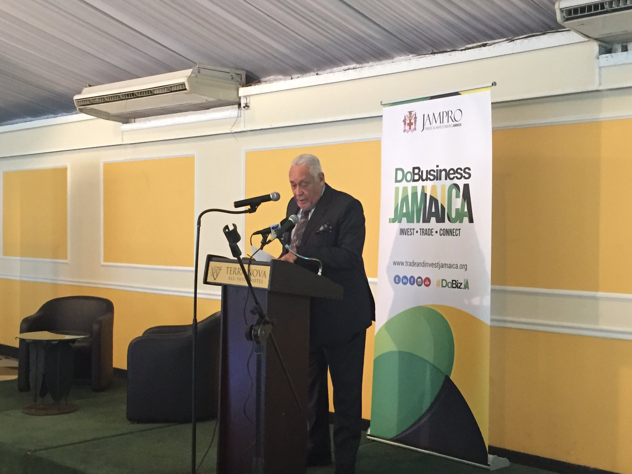 JAMPRO Jamaica on X: Minister of Transport & Mining Mike Henry: will fast  track the development of a #minerals school esp. to train young people;  government committed to lead the growth of #