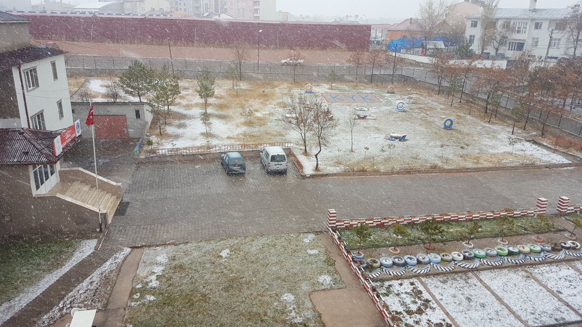 #kangalhasanyılmazyurdu
”Lapa lapa yağan kar"❄❄
<a href="/GSB_KYK/">18. VE 10. İŞ KOLLARI BİLGİLENDİRME GRUBU</a> @erdogantunc58