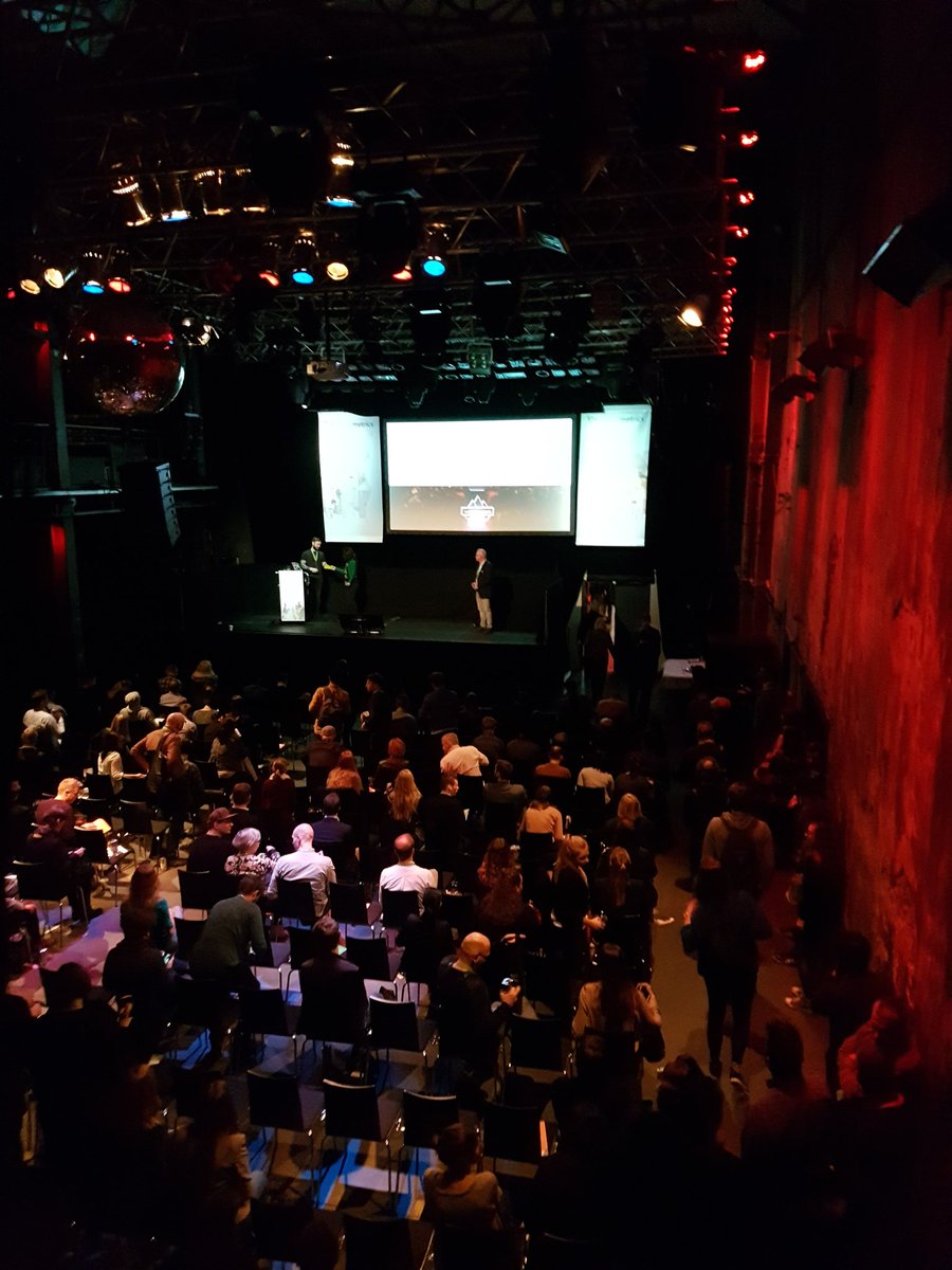 felix_bln's tweet image. Heute Mal Bildung angesagt auf der #searchmetricssummit @SearchmetricsDE #awesomeSpeakers