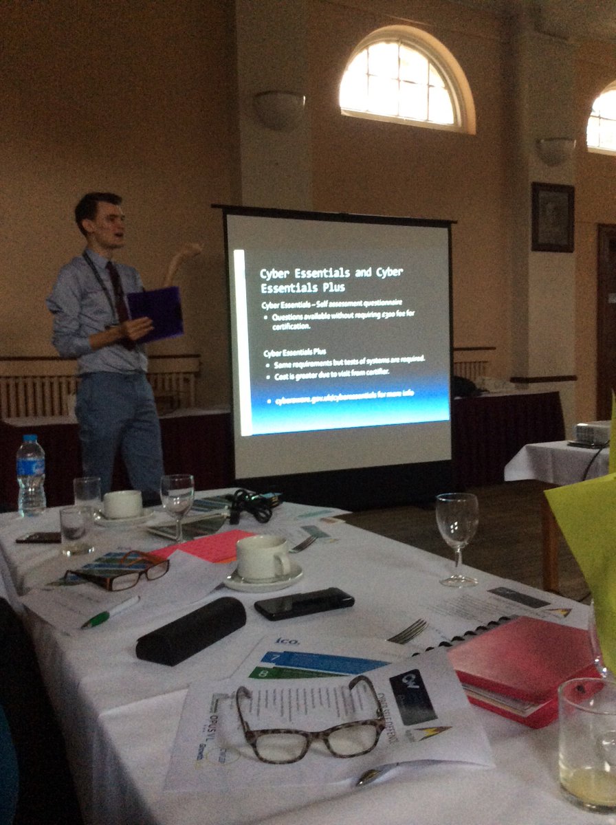 Stuart Mackintosh (@SJMackintosh) | Twitter