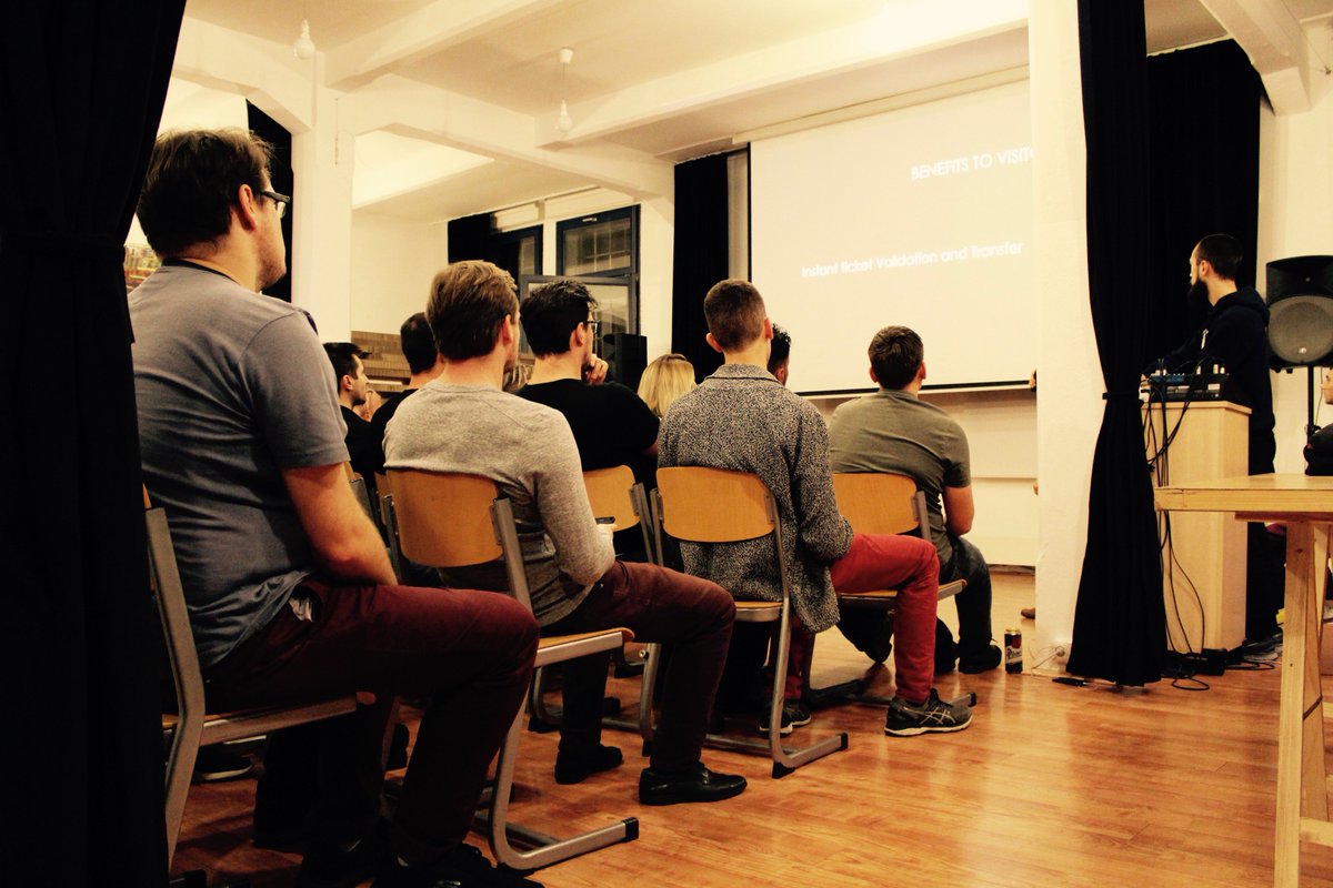 hacktixx's tweet photo. HACK/TIXX at @Paralelni_polis | November 4 - 5 2017 🚀🍻☕️🙏🧠💡🙌 https://t.co/ZlFqnRbLeT