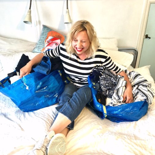 loveyourclothes's tweet photo. Nothing like a good laugh to help you #declutter your #wardrobe! Read @Loveagoodstripe blog #ClothesCall #Pledge https://t.co/w2lR6s7qTz https://t.co/BtzJPxBFbG