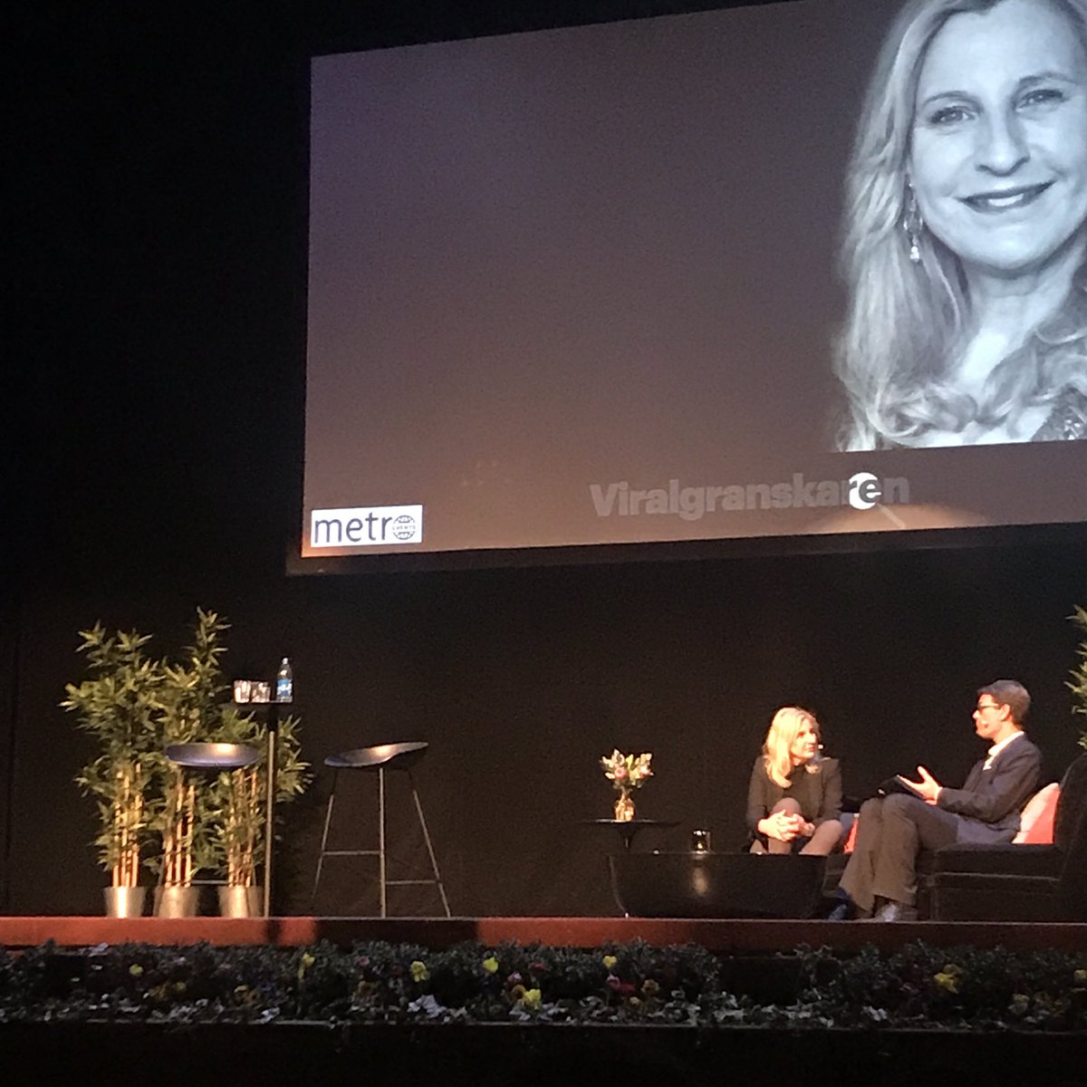 CeciliaLoryd's tweet photo. Kravet som ställs på att vara journalist idag. Vi lyssnar på Gunilla Herlitz @viralgranskaren @skommunikatorer #viralgranskaren #svkom https://t.co/y5VwS4Kh1b