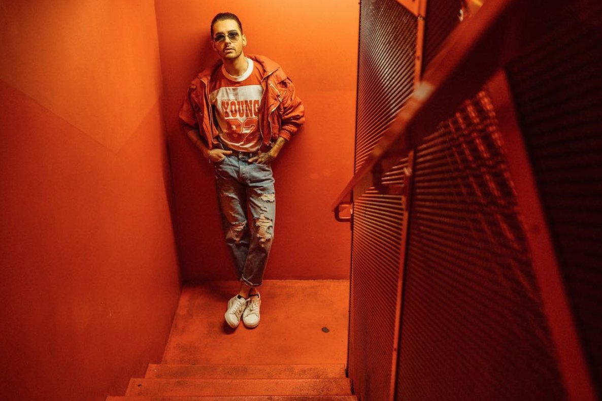 thesassyroyal's tweet photo. Dominik Wilzok Instagram [21.11.2017] - RED 🔴 LIGHTS #BillKaulitz #DMNancy https://t.co/ZF1zsl0NAn https://t.co/EKLZWJLTsY