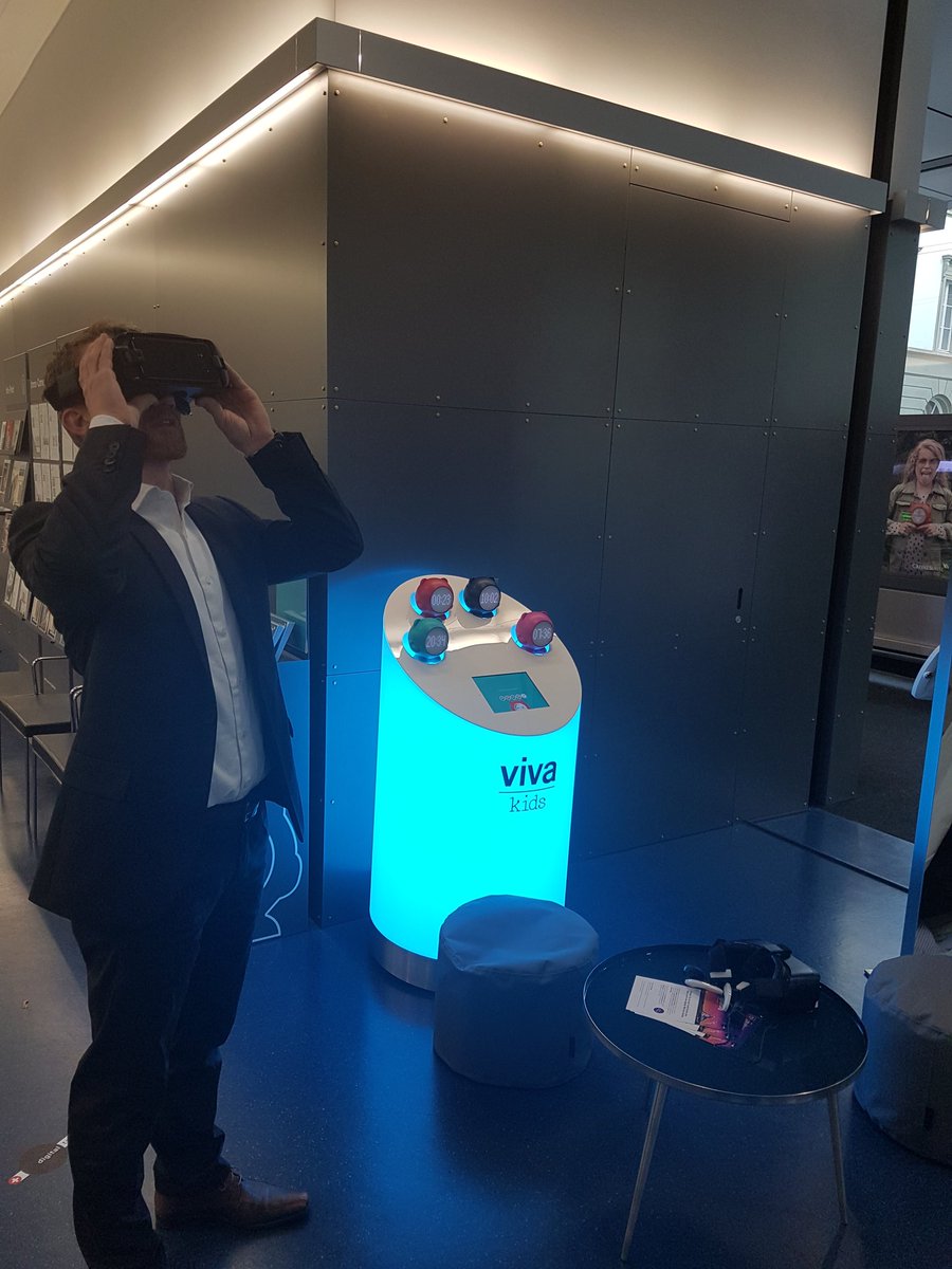 stollehai's tweet photo. #VirtualReality #Digipigi #digitalday #DigitalCS https://t.co/pSg0oFAJ8E