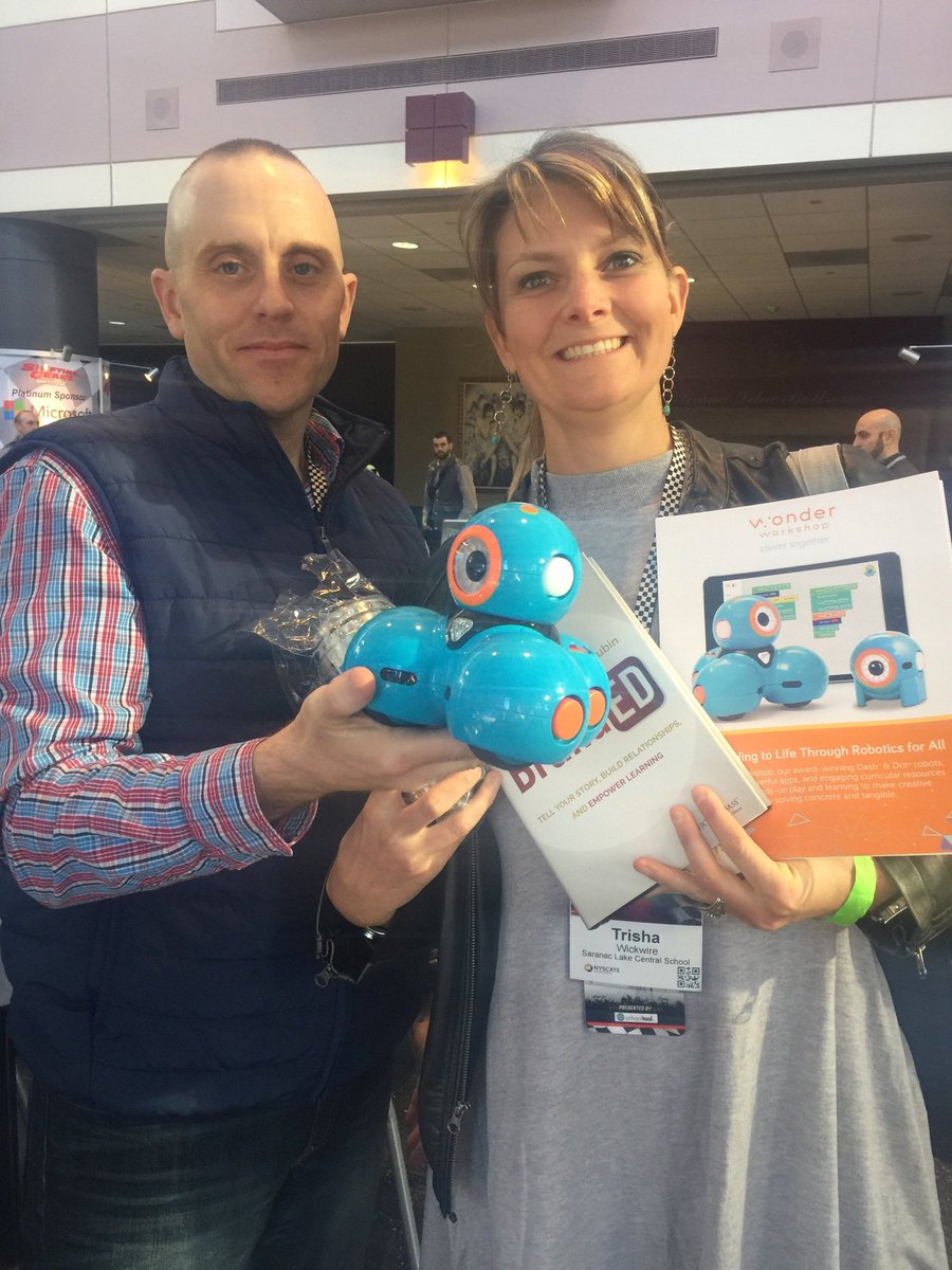 SMILELearning's tweet photo. Congrats to @trishawickwire for winning the social media prize #nyscate17 - https://t.co/NLlQQGXVxH https://t.co/5Dd22ag3YM