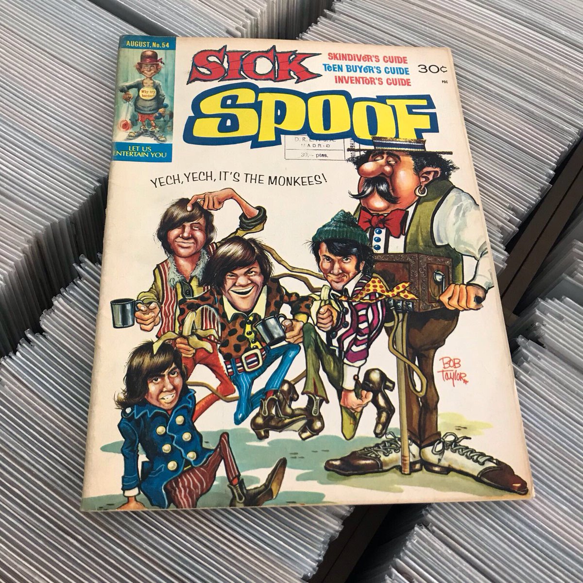 redflackcomics's tweet photo. En la tienda: Sick #54 (Charlton, 1967) #Sick #Monkees #TheMoonkees #Malasaña https://t.co/HaLwtcumXf