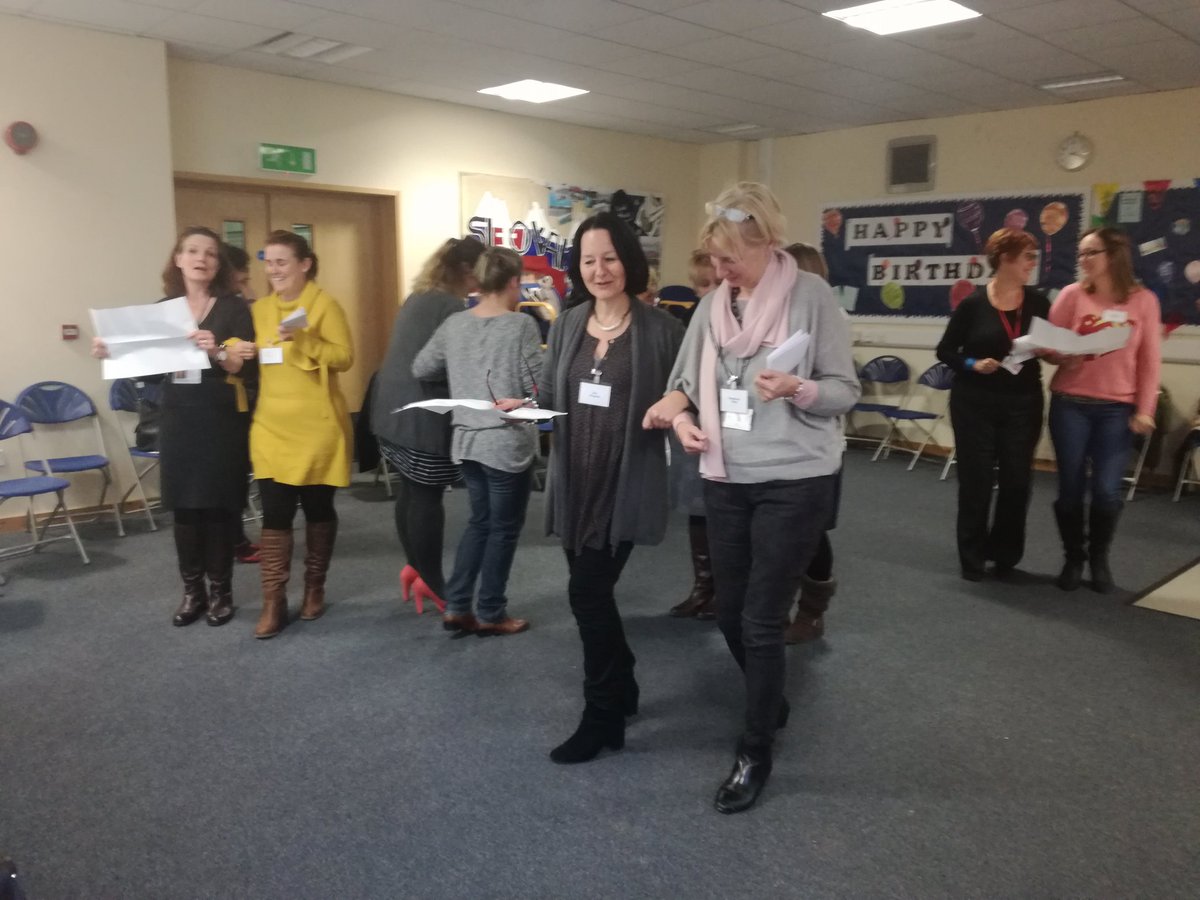 brightcambridge's tweet photo. Releasing oxytocin & dopamine for wellbeing #Thrive17 #mental health. https://t.co/xCWNexAIHf