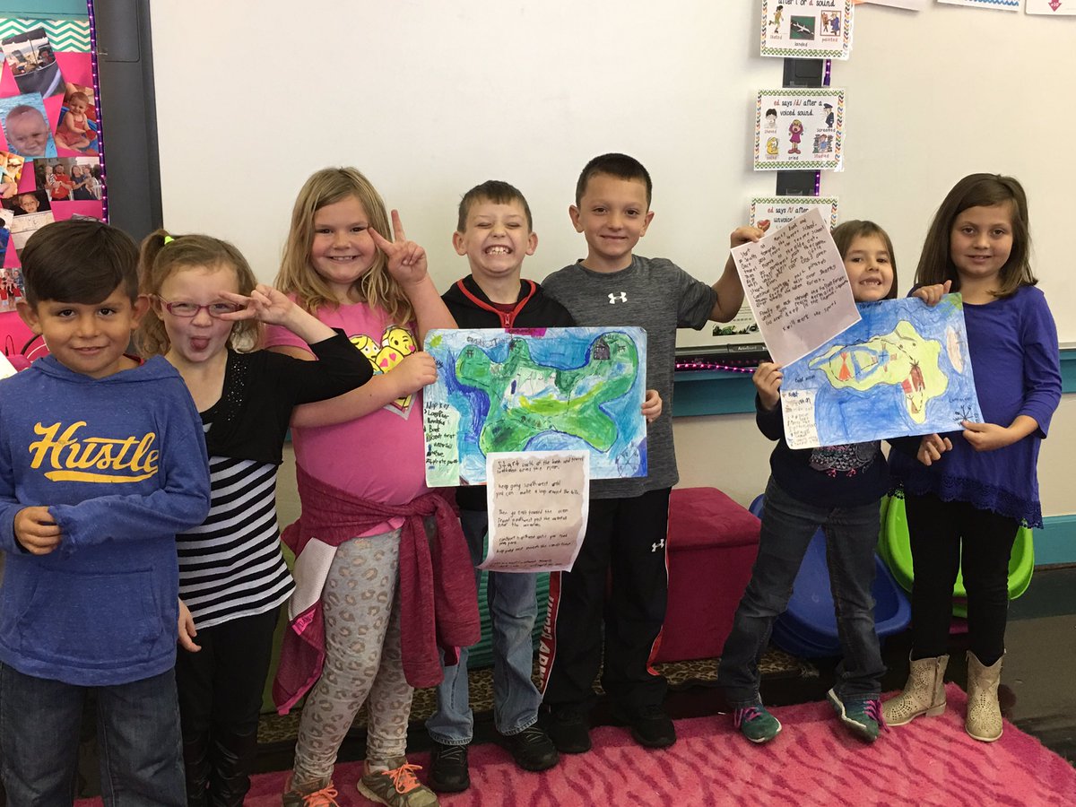 tlh4uncc's tweet photo. Arghhhh! These smart pirates designed treasure maps and created directions for X marks the spot!#ThisIsRES @jenbrown224 @JenniferWarden5 https://t.co/5U7GjbUTSO
