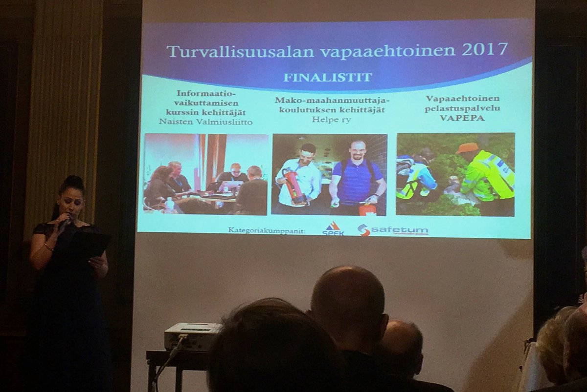 kittikatti's tweet photo. Turvallisuusalan vapaaehtoinen ehdokkaat. Ja voittaja on Vapepa.  #FinnishSecurityAwards #fsa17 https://t.co/94Da8svJh7