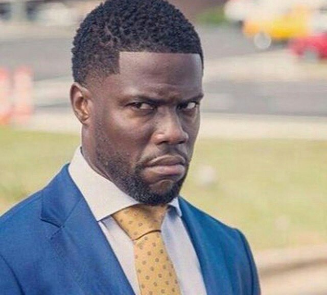 RealBeezySA's tweet photo. But Emtee has been on a track with Cassper #PhandaMo, what's the drill. Balwa ngendaba yeGanja. https://t.co/1BqIjuR7E0