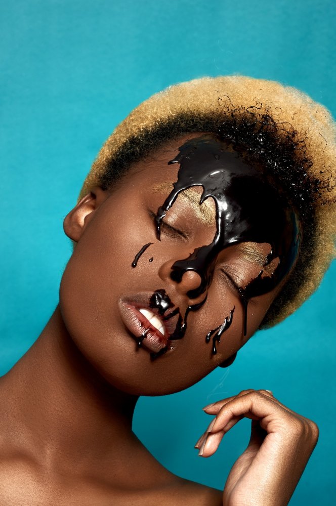 PerkyArts's tweet photo. Melted dripping chocolate project among;
Photographer - Kuyoh
Model - Gloria Mwendwah
Artwork and Makeup - Perky Arts https://t.co/ReQquvMTqW https://t.co/FsOwKWVH5U