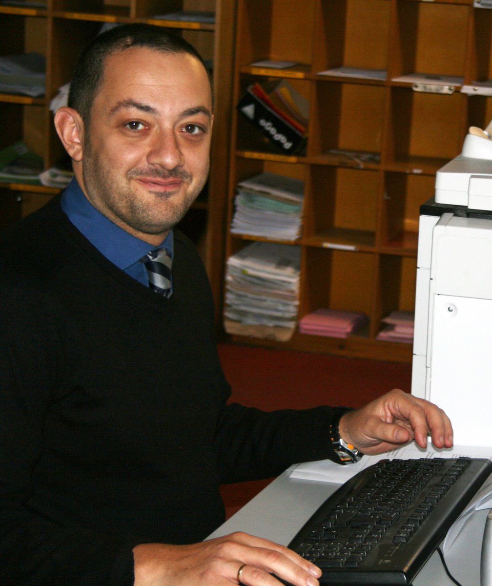 Today we are mourning the loss of one of our own Darren Solomons, Subject Leader for Government &amp; Politics died last night. He will be sorely missed.
Click here to read our tribute - tbshs.org/NewsArticle.as…