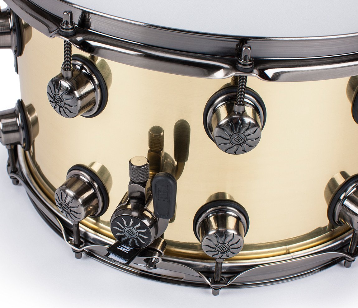 Drumshopweb's tweet photo. #BlackFriday is upon us! For 24 hours ONLY there's A HUGE price drop on this @Nataldrums #MetaSeries #SnareDrum! Natal Meta Series 14" X 8" Brass Snare Drum NOW £199.00 👉🏻 https://t.co/NtBCDeBNpz ONLY 5 LEFT (Offer expires 12pm GMT on 22/11/2017) https://t.co/enUOxZFPTb